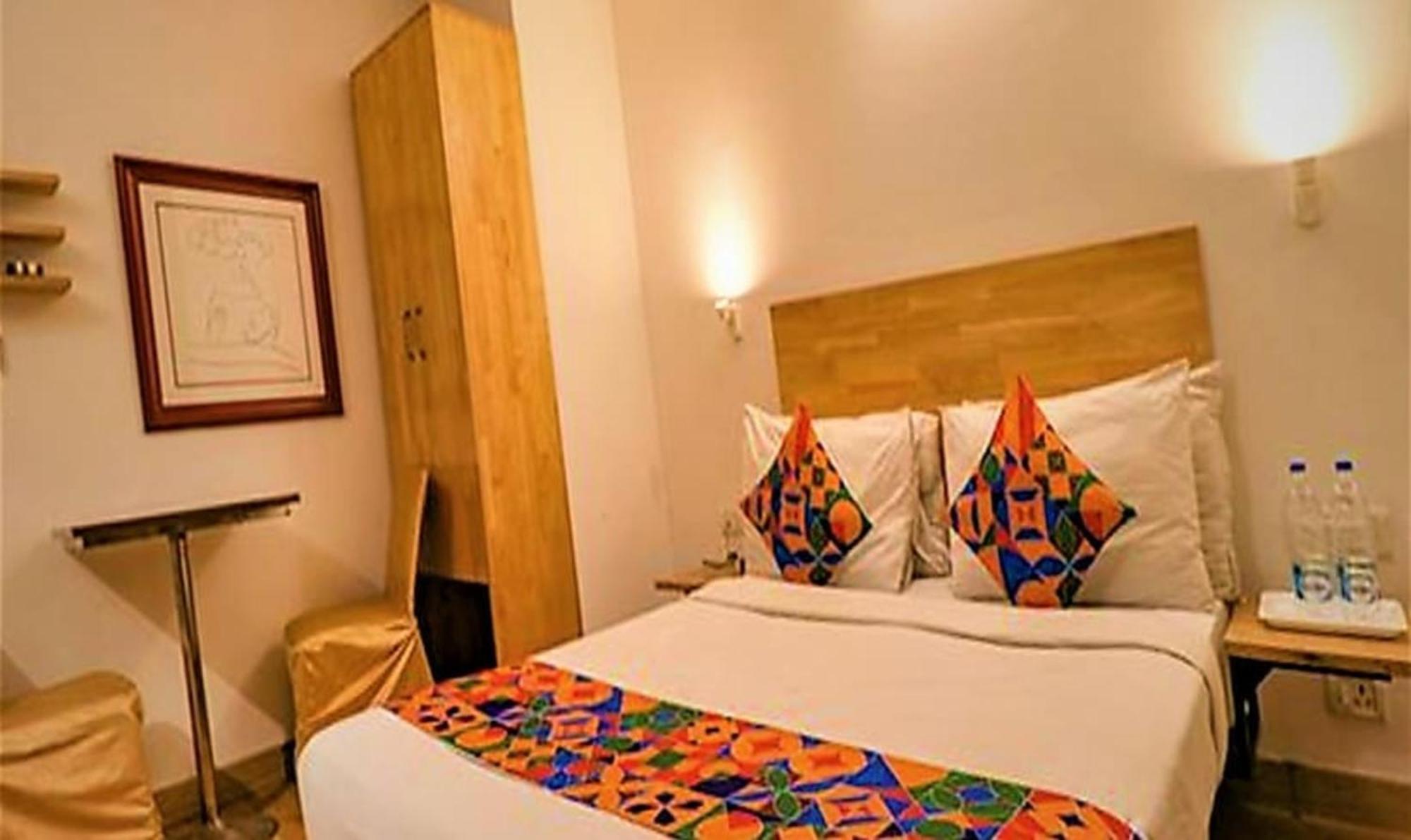 Fabhotel Majestic Jpm I New Delhi Exterior photo